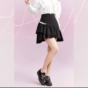 Ledin Asymmetric Bead Ruffle Mini Skirt (M)